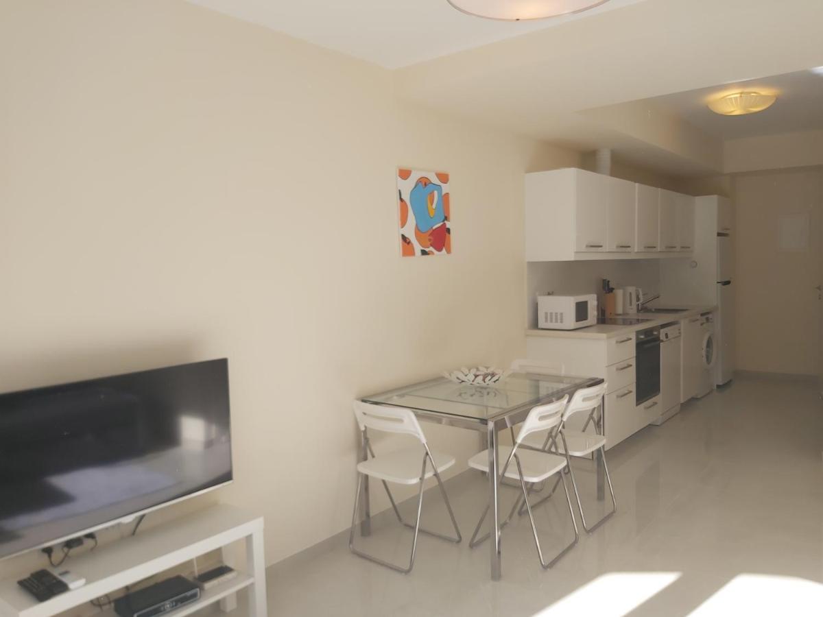 Galatex Beach Apartment Limassol Eksteriør billede