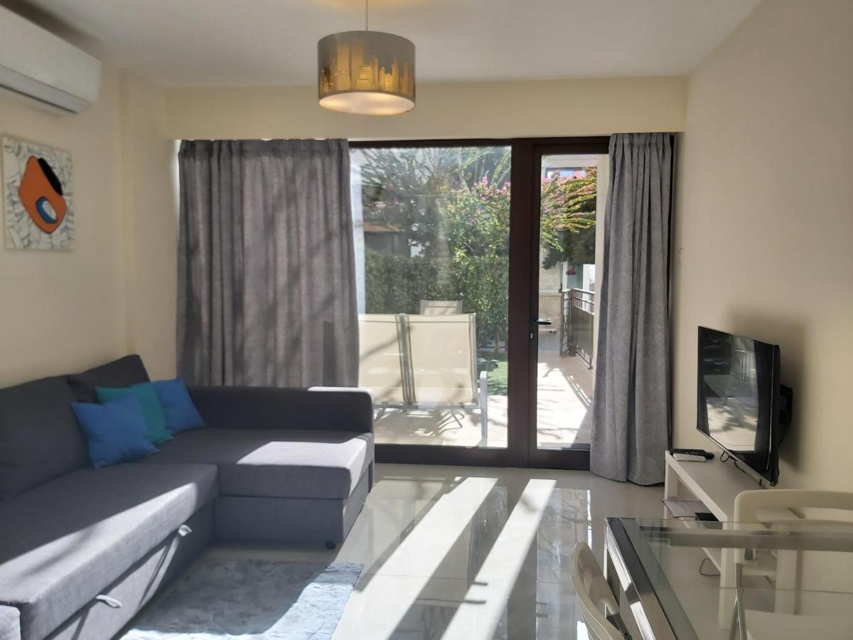 Galatex Beach Apartment Limassol Eksteriør billede