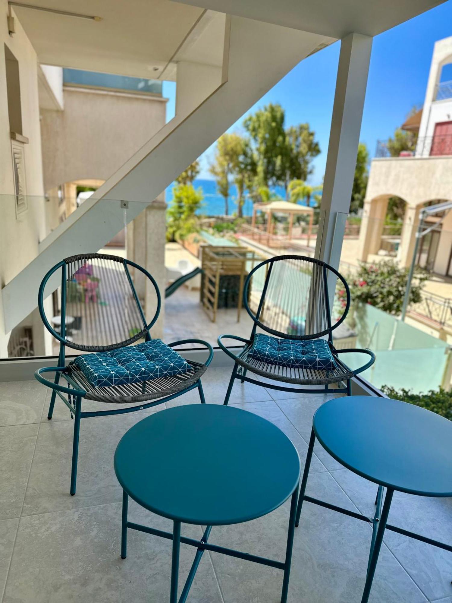 Galatex Beach Apartment Limassol Eksteriør billede