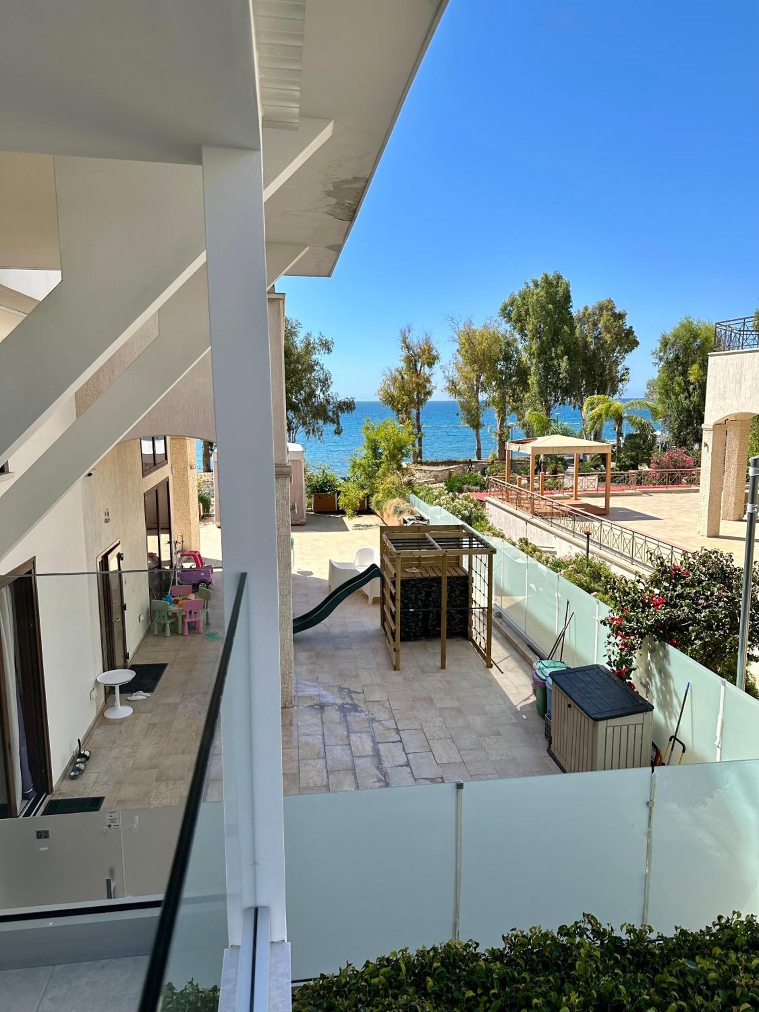 Galatex Beach Apartment Limassol Eksteriør billede