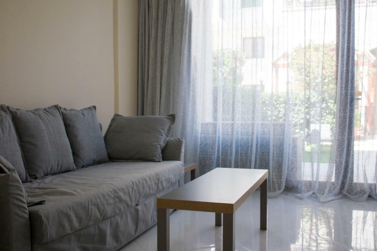 Galatex Beach Apartment Limassol Eksteriør billede