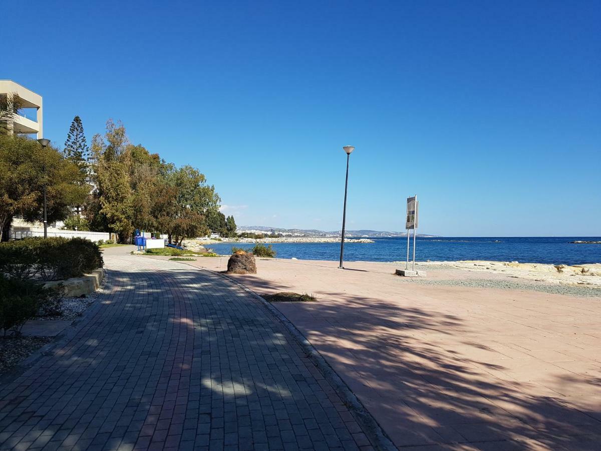 Galatex Beach Apartment Limassol Eksteriør billede