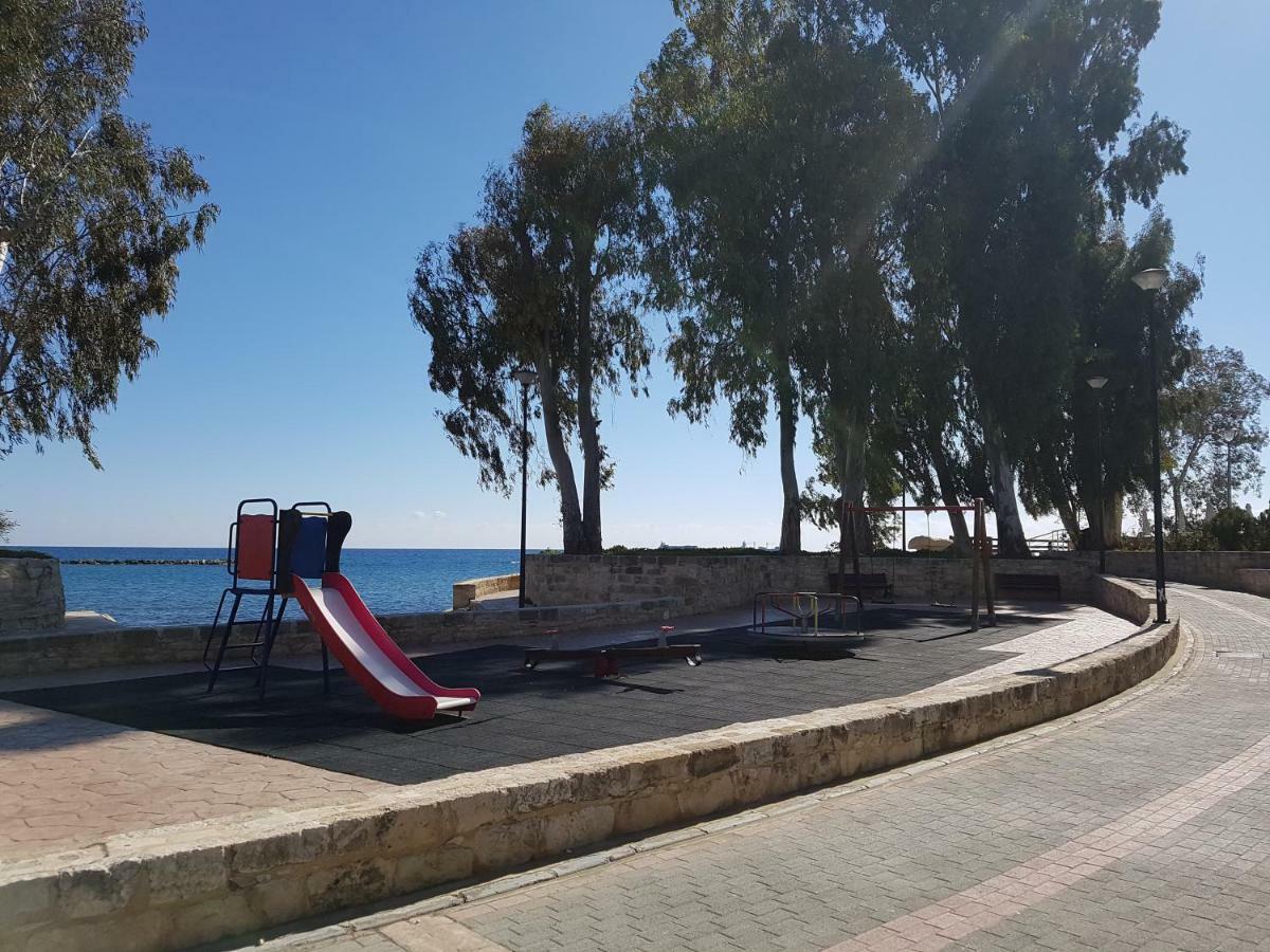 Galatex Beach Apartment Limassol Eksteriør billede